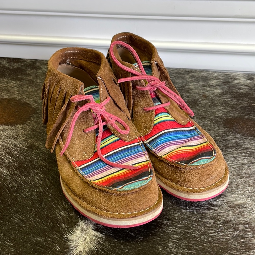 Ariat cruisers